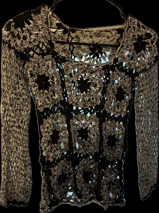 Whimsical goth knitwear - Picture 1 of 3